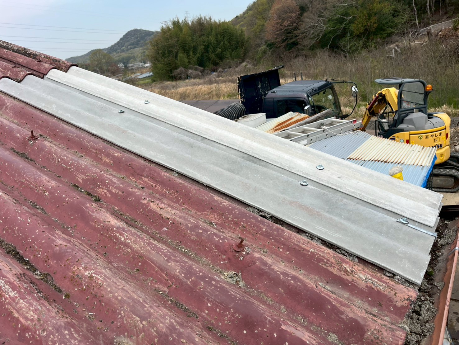 屋根工事　スレート